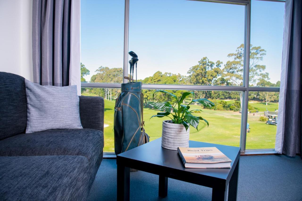 Motel The Select Ryde 4*
