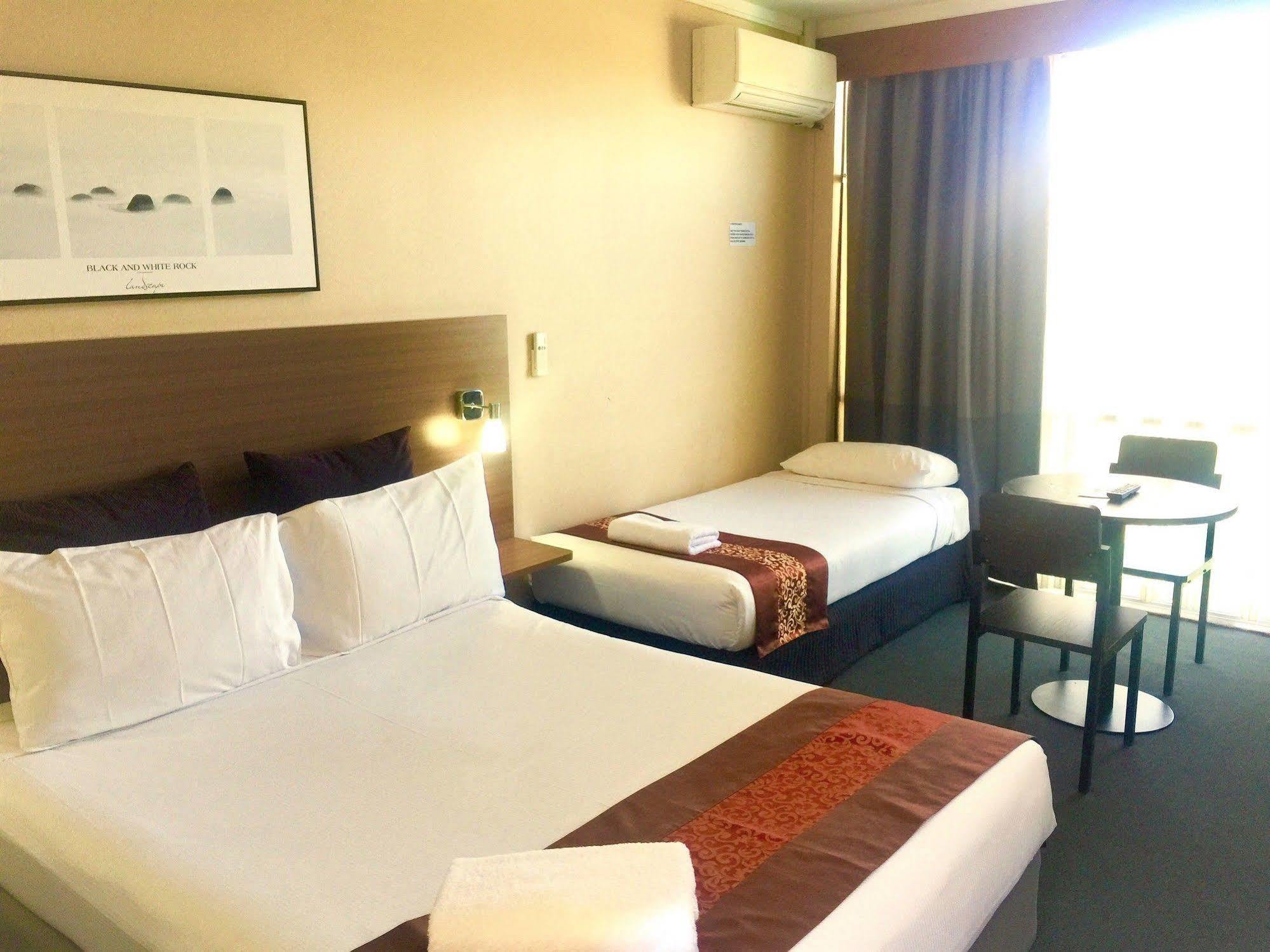The Select Ryde Motel 4*